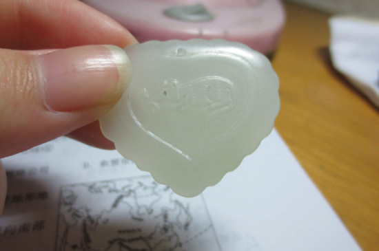 <a href=https://www.jbf.cn/tag/1464.html target=_blank class=infotextkey>昆仑玉可以带着洗澡吗</a>