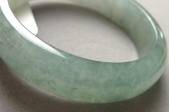 <a href=https://www.jbf.cn/tag/4371.html target=_blank class=infotextkey><a href=https://www.jbf.cn/tag/5359.html target=_blank class=infotextkey>翡翠</a>ABCB+C货的概念</a>