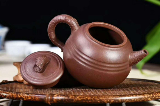 <a href=https://www.jbf.cn/tag/558.html target=_blank class=infotextkey>紫砂壶第一次使用怎样开壶</a>