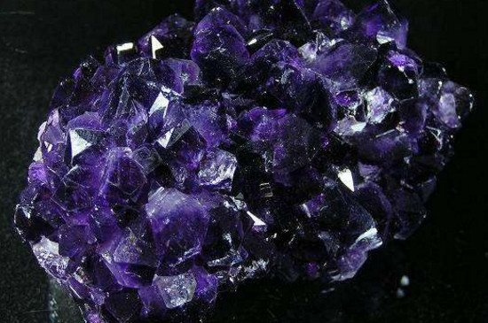 紫水晶原石价格，分析最新紫水晶价格行情