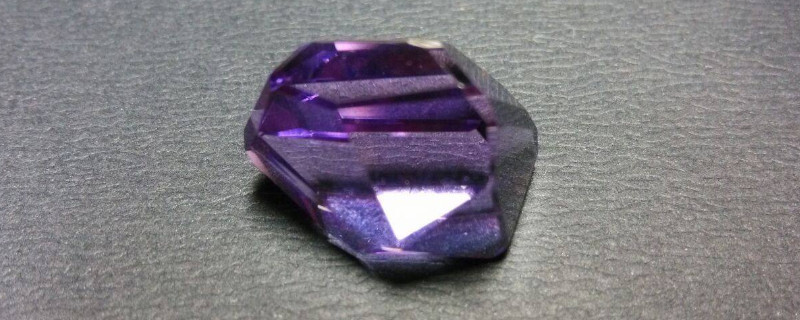 紫水晶可以和玛瑙一起戴吗