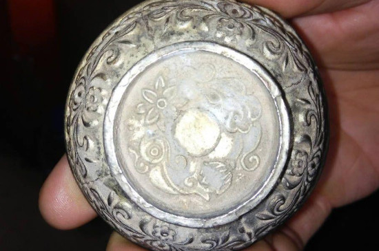 <a href=https://www.jbf.cn/tag/446.html target=_blank class=infotextkey>假银碗用什么东西做得那么重</a>