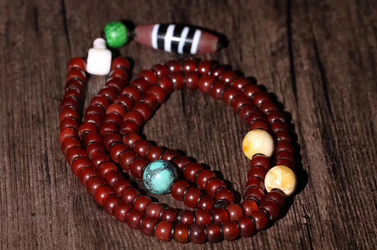 <a href=https://www.jbf.cn/tag/8683.html target=_blank class=infotextkey>佩戴佛珠的禁忌有哪些?</a>